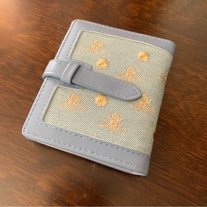 bees n flower pattern wallet